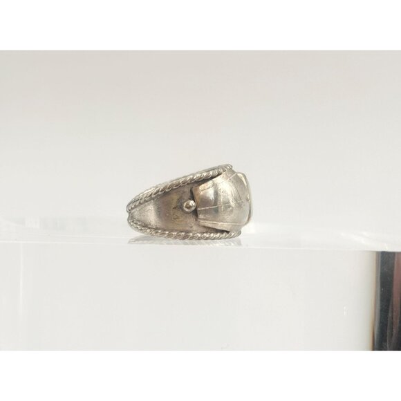 Mother of Pearl Accented Rope Framed 925 Sterling Silver Vintage Ring - sz 7.75 - Picture 3 of 12